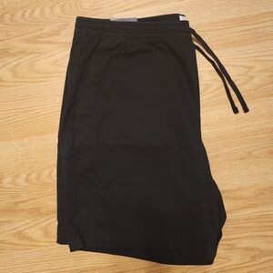 GAP Men's Black Athletic Shorts